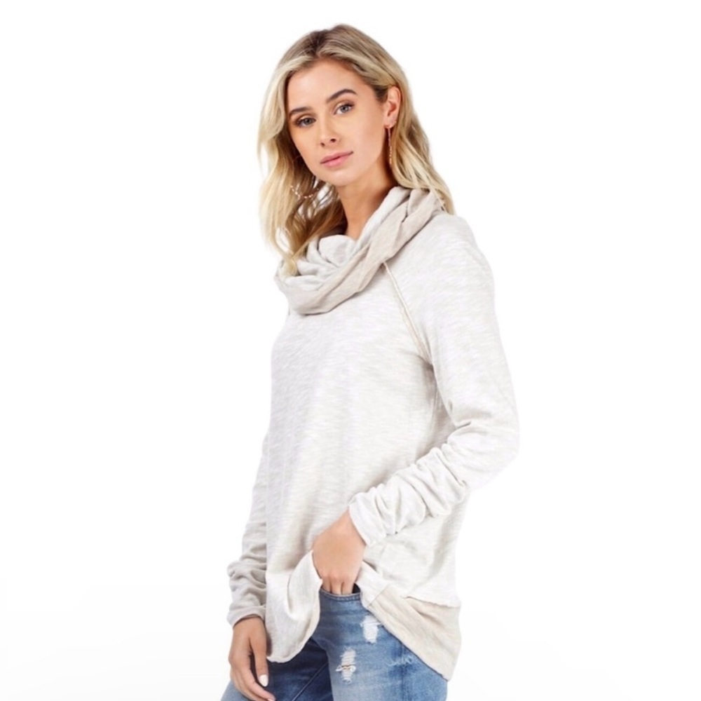 Free People Beach size XS/S Oversized Tan Cocoon cowlneck pullover long sleeve - Picture 2 of 13